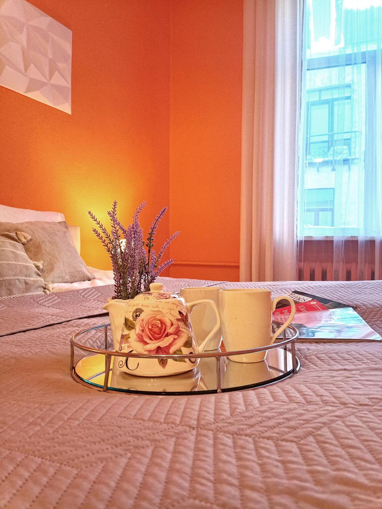Spacious Old Town Family Peachy 2 Bedrooms Apartment, Nearby The Riga Presidential Castle Экстерьер фото